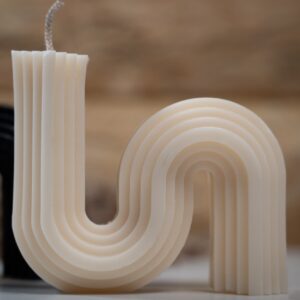 Χειροποίητο αρωματικό κερί γεωμετρικού σχήματος big S