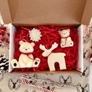 Χριστουγεννιάτικα ΄΄gift boxes΄΄ με χειροποίητα αρωματικά κεριά