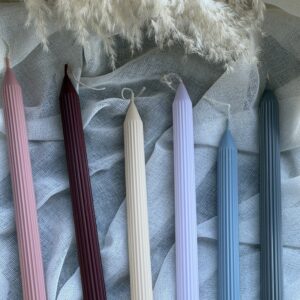 Χειροποίητη πασχαλινη αρωματική λαμπάδα με ρίγες